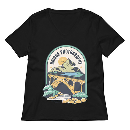 [ID: 782-G285] Bridge Photography - Scenic Women's Relaxed V-Neck T-Shirt